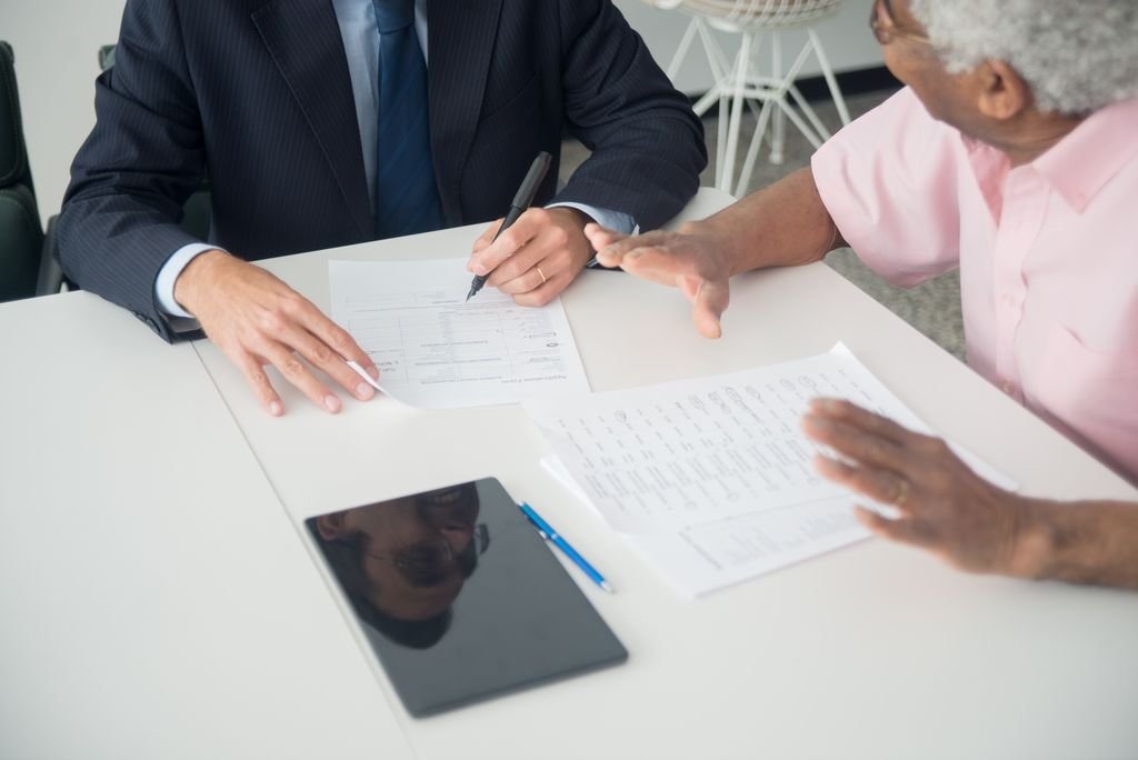 A consultation about wills and estate documents